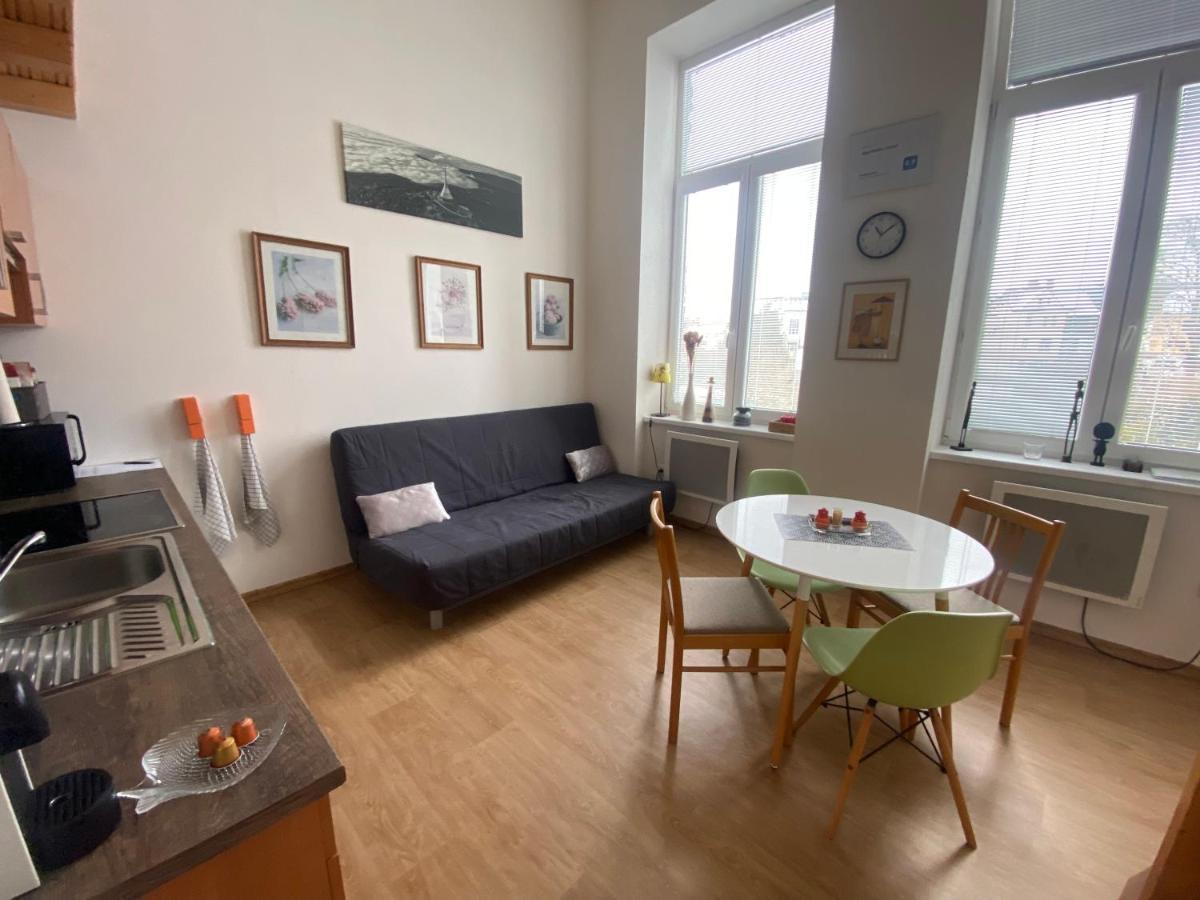 V Lesni Apartment *